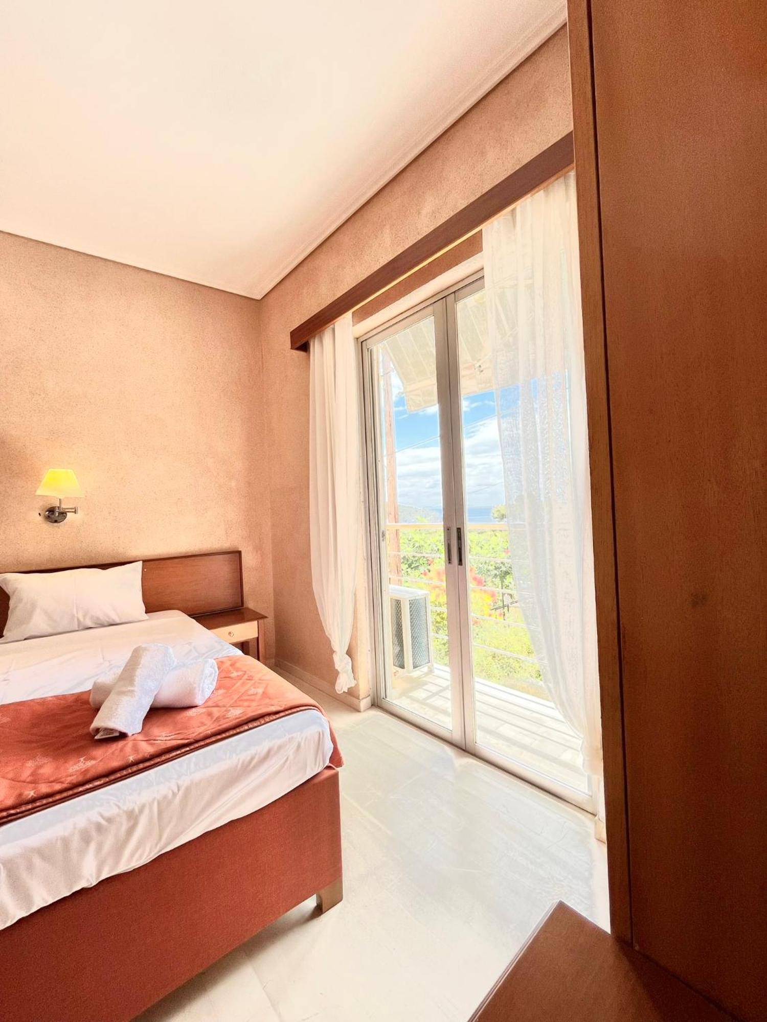 Oelia Rooms & Apartments Αγία Μαρίνα Εξωτερικό φωτογραφία